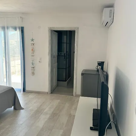 Kır Evi Olive House